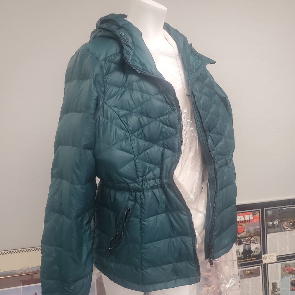 Athleta Lightweight Goose Down Jacket